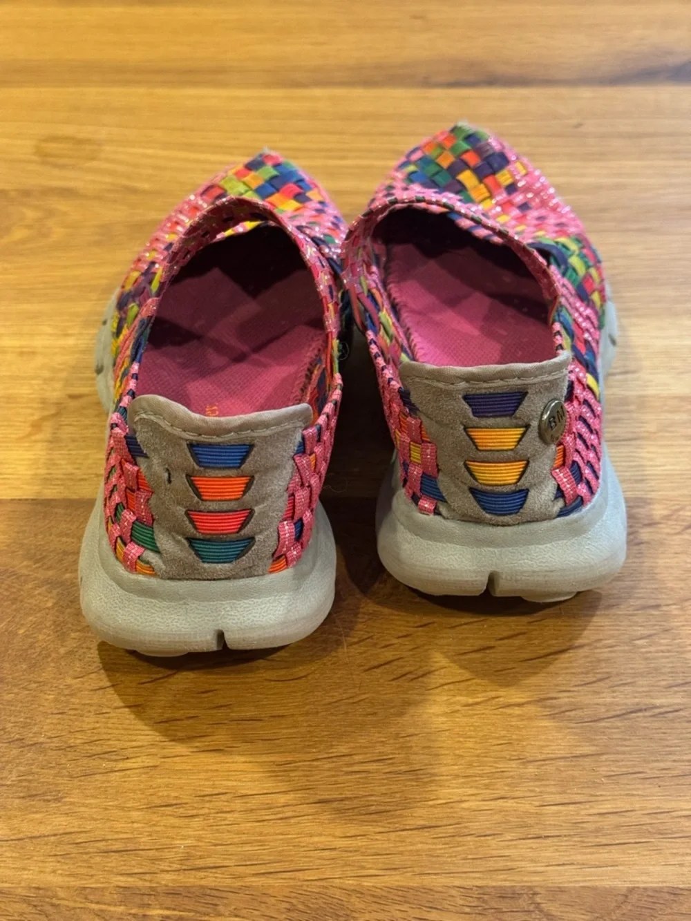 Bernie Mev Girls Mary Jane Woven Stretch Shoes Size 2 Colorful Pink Rainbow